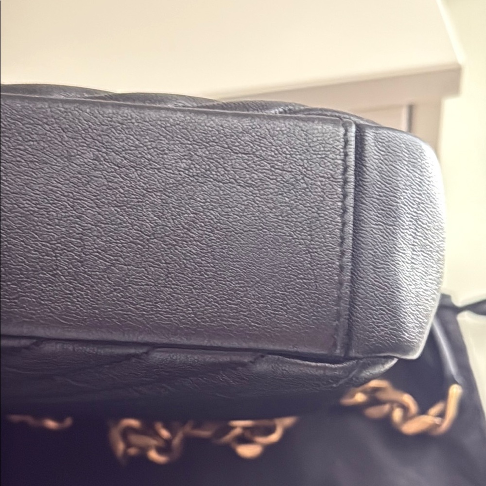 🥳HP🥳🔥Yves Saint Laurent Black College Chevron Cross Body Bag🔥 - Picture 8 of 17